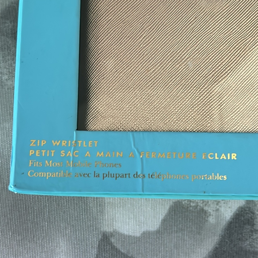 Kate Spade Gold Saffiano Leather Zip Around Wristlet Wallet Storybook Lining NIB - Picture 5 of 16